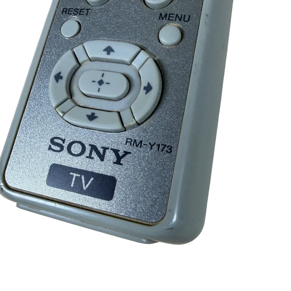 Genuine Sony Remote Control RM-Y173 for KV13FS110 KV20FS12 KV21FE12 TV OEM